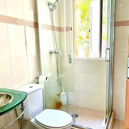 .apartamento 1a Linea De Playa + Piscina + Parking