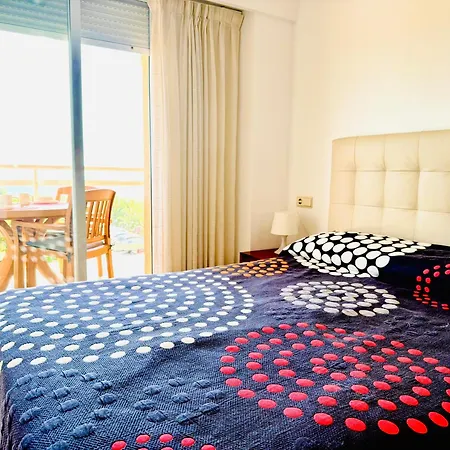 Apartamento .apartamento 1a Linea De Playa + Piscina + Parking