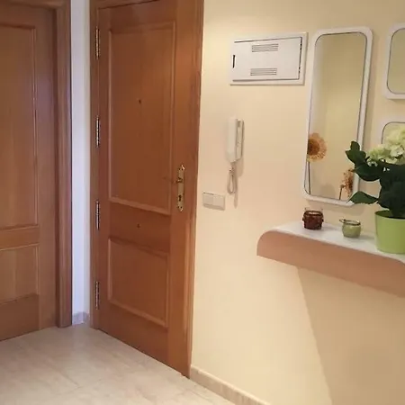 .apartamento 1a Linea De Playa + Piscina + Parking Appartement