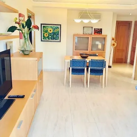 .apartamento 1a Linea De Playa + Piscina + Parking Appartement