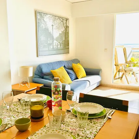 Apartament .apartamento 1a Linea De Playa + Piscina + Parking