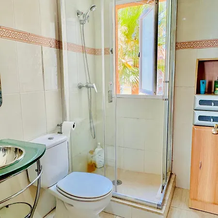 .apartamento 1a Linea De Playa + Piscina + Parking